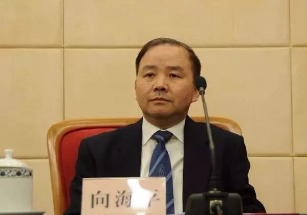 1月24日國(guó)家能源局召開(kāi)新聞發(fā)布會(huì)，發(fā)布2017年度新能源并網(wǎng)運(yùn)行情況、能源監(jiān)管投訴舉報(bào)處理情況，介紹解讀清潔取暖規(guī)劃等政策