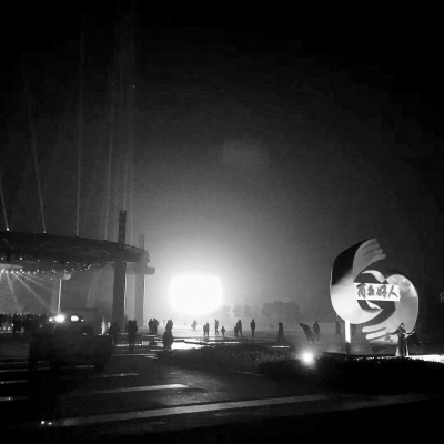 機器人作詩大數(shù)據(jù)畫像 18個城市18副面孔