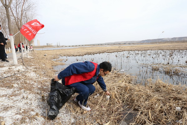 寧夏電力各基層單位組織開(kāi)展學(xué)雷鋒活動(dòng)