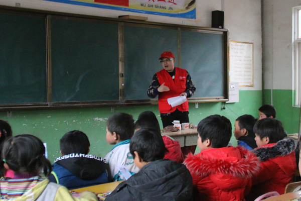 寧夏電力各基層單位組織開(kāi)展學(xué)雷鋒活動(dòng)