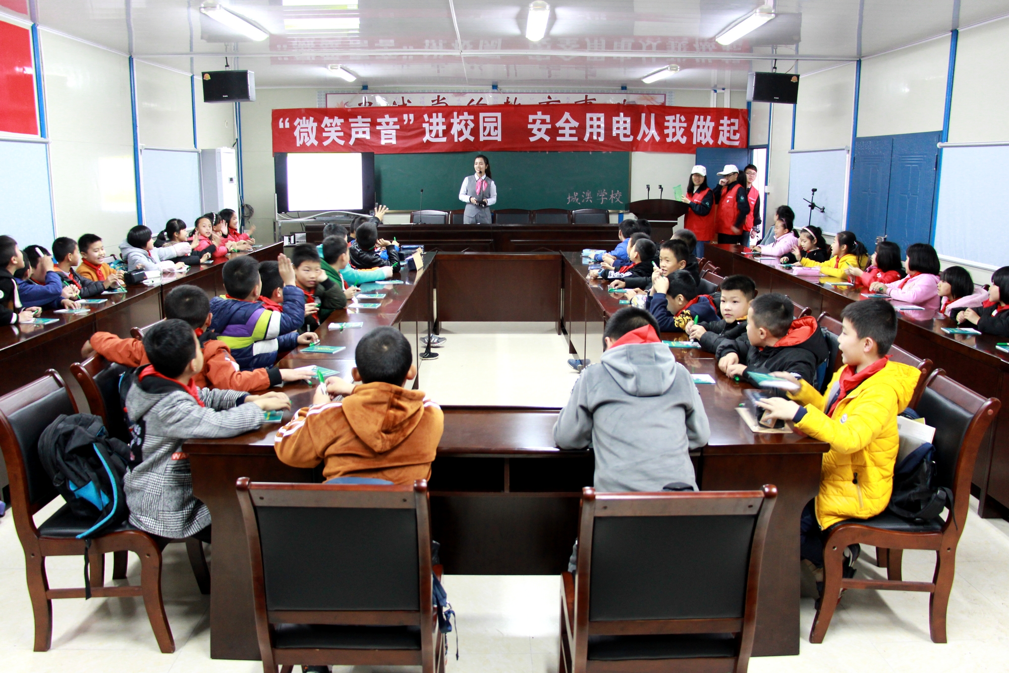 寧德供電安全用電知識(shí)進(jìn)校園