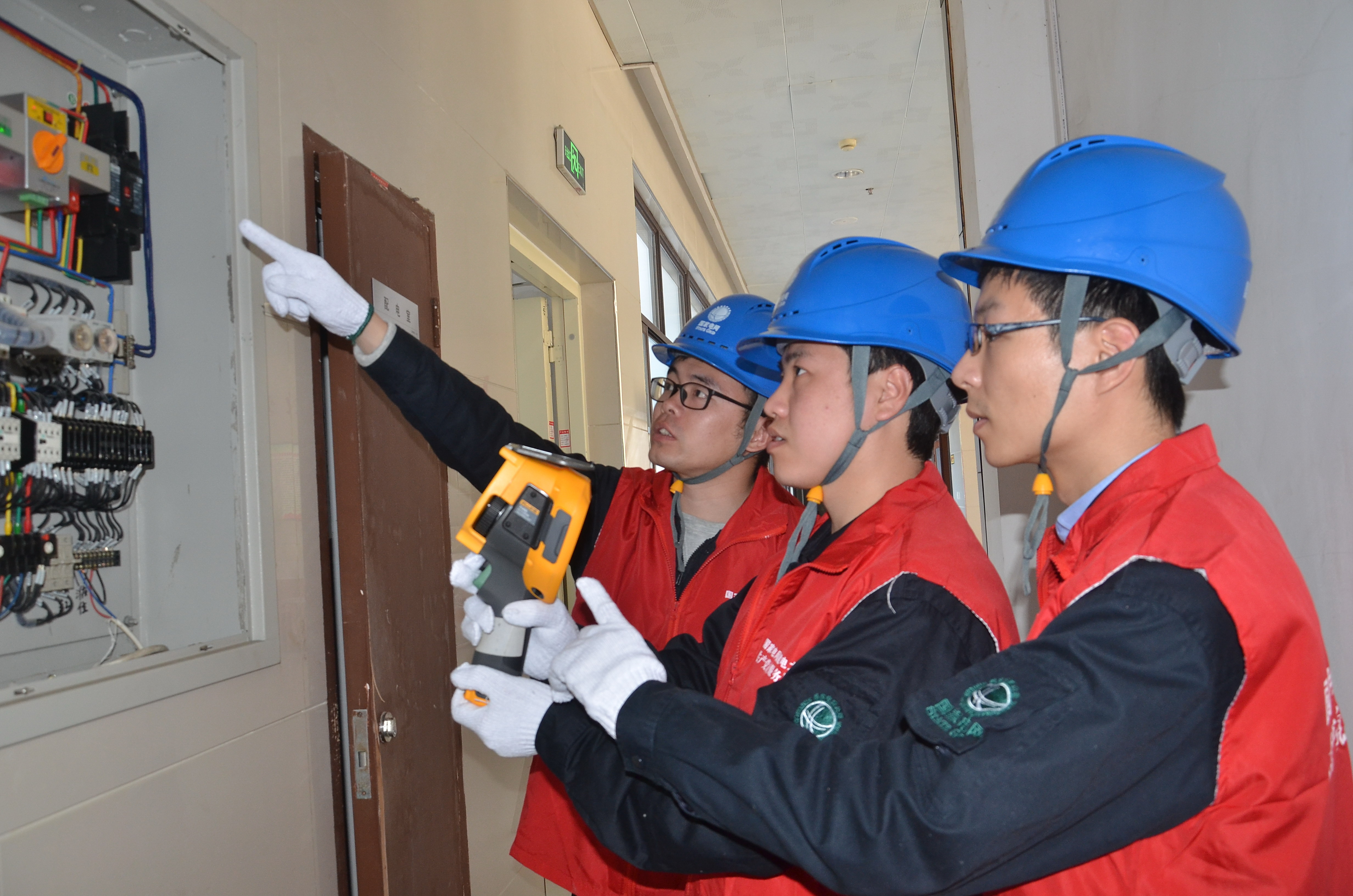 福州供電弘揚雷鋒精神開展志愿服務(wù)