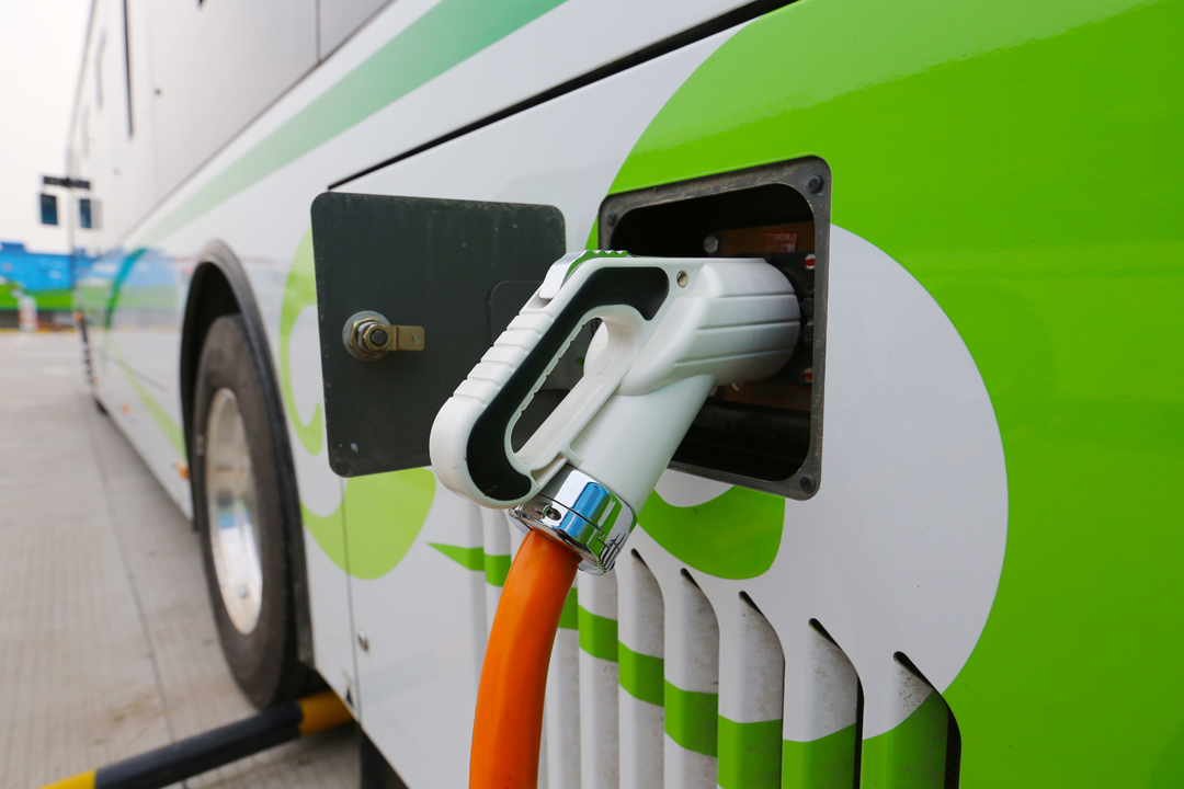 李文海：科學(xué)處理稀有資源 實(shí)現(xiàn)報(bào)廢電池變廢為寶