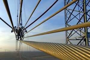 “一條特高壓解決四川棄水”，但誰需要特高壓？