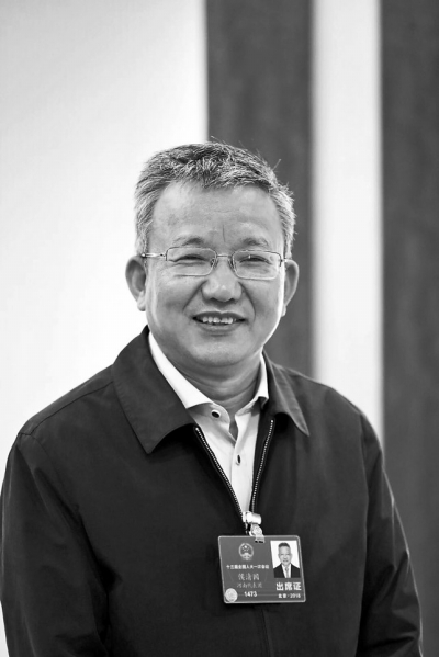 國(guó)網(wǎng)河南省電力公司董事長(zhǎng)侯清國(guó)：加快農(nóng)網(wǎng)改造升級(jí) 服務(wù)鄉(xiāng)村振興戰(zhàn)略