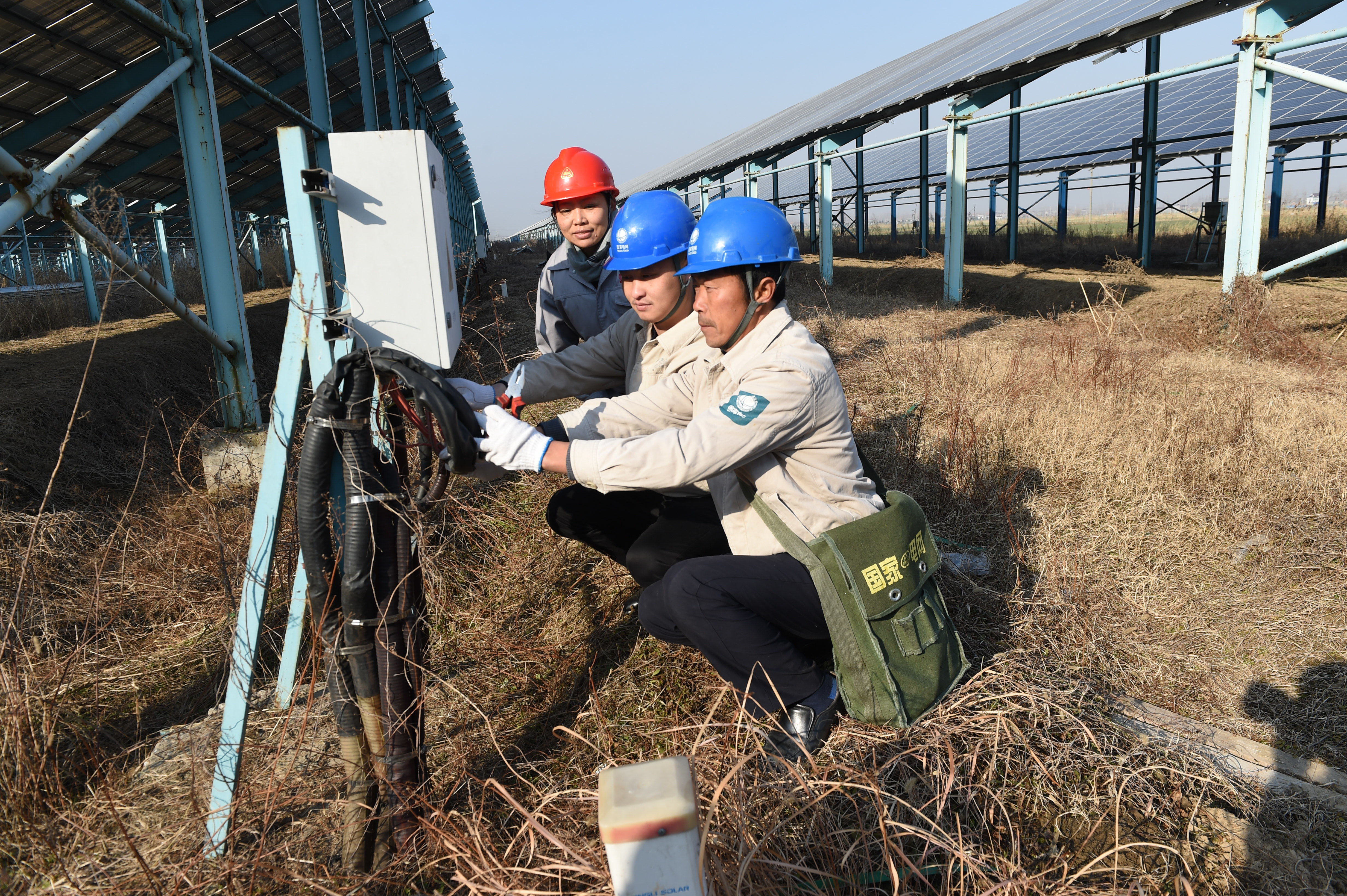 員服務隊丨阜寧供電體檢為光伏發(fā)電助力