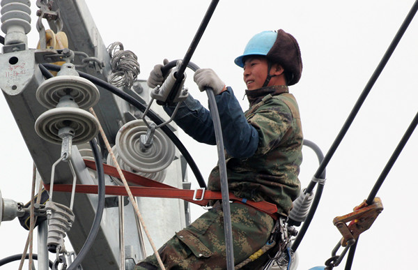 東臺供電:改線路 助發(fā)展