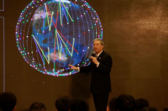 華為·聚伙伴：比特驅(qū)動瓦特 邁向智能電網(wǎng)