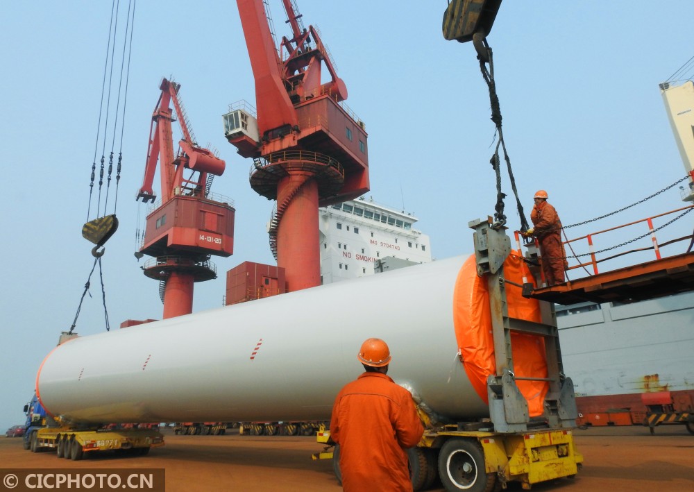 江蘇連云港風(fēng)電產(chǎn)業(yè)“風(fēng)光無限”