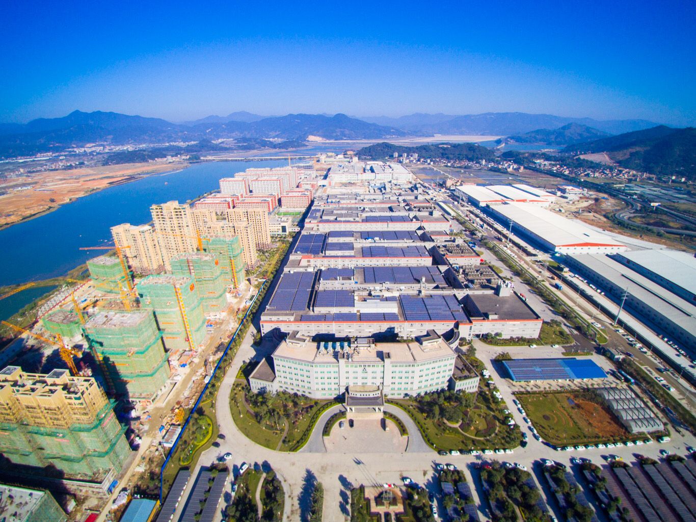 成本上升收益下滑兩頭擠壓 寧德時代如何對戰(zhàn)海外對手