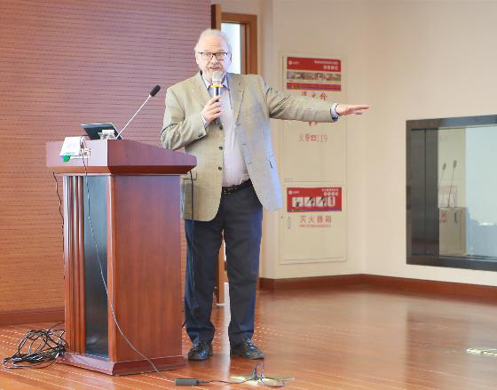 走向深藍(lán) 挪威漂浮式風(fēng)電專家來上海電氣進(jìn)行技術(shù)交流（附圖）