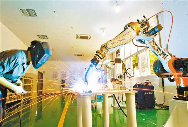 今年兩度來(lái)渝簽約，阿里巴巴深耕重慶打造智慧城市 飛象工業(yè)互聯(lián)網(wǎng)平臺(tái)六月啟用