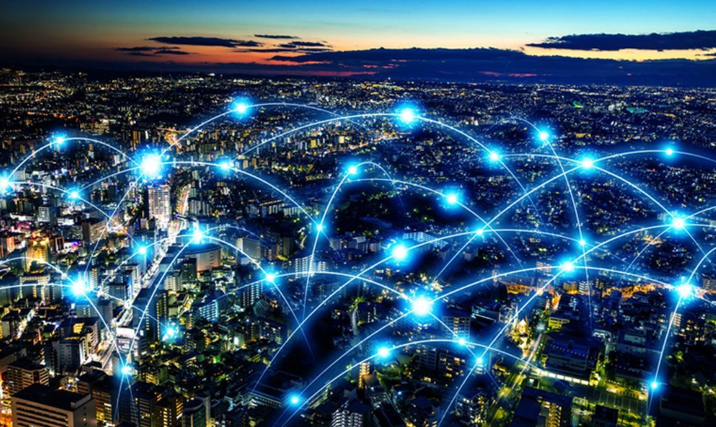 無(wú)人車、無(wú)人機(jī)、超級(jí)高鐵、智慧城市......這是一份來(lái)自未來(lái)的出行報(bào)告