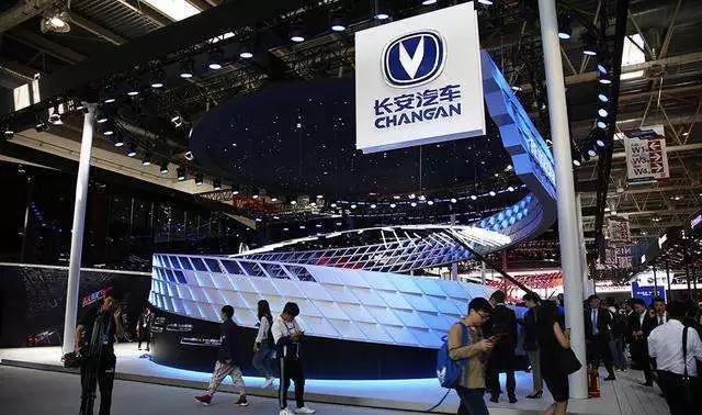 產(chǎn)品落地后遭車企大佬炮轟：新造車勢力還是大威脅嗎?