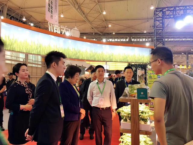 “互聯(lián)網(wǎng)+”農(nóng)業(yè)模式齊聚成都農(nóng)博會(huì)，尚作有機(jī)產(chǎn)品成焦點(diǎn)