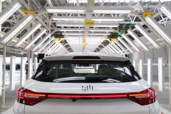 互聯(lián)網(wǎng)造車：別浪，猥瑣發(fā)育