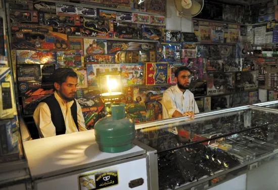 巴鐵缺電怎么辦？中國(guó)為它建造世界第二的線路！