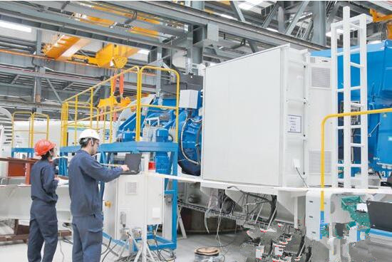 河北豐寧總投資10 億元風(fēng)力發(fā)電機組下線