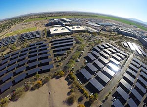 英特爾高度贊揚(yáng)其車庫(kù)太陽(yáng)能裝置