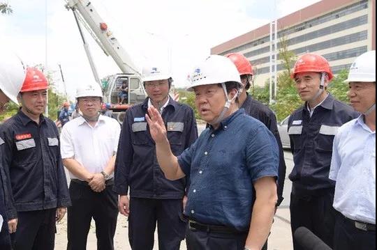 南方電網(wǎng)公司黨組書記、董事長李慶奎：“三步走”打造世界一流企業(yè)