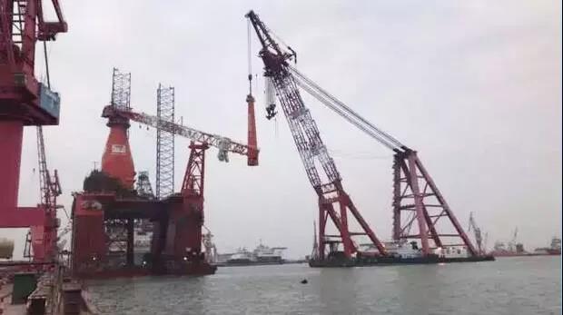 可抗16級(jí)臺(tái)風(fēng)、服務(wù)10MW海上風(fēng)機(jī)！全球首制深潛坐底多功能風(fēng)電工程船交付