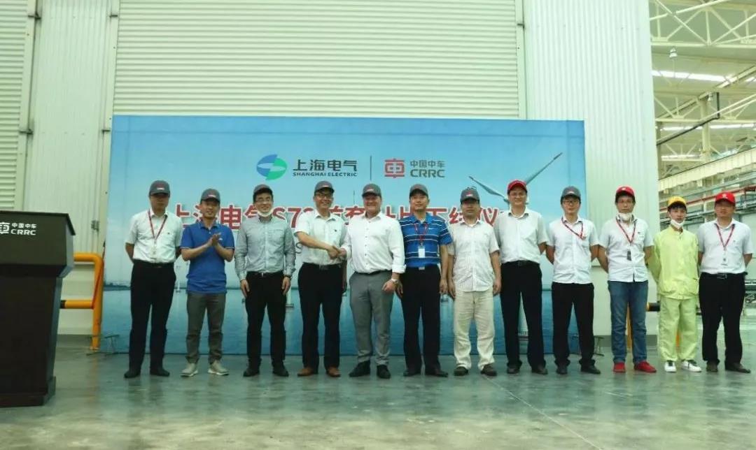 72米長(zhǎng)、LCOE最低！國內(nèi)首款海陸兩用風(fēng)電葉片成功下線