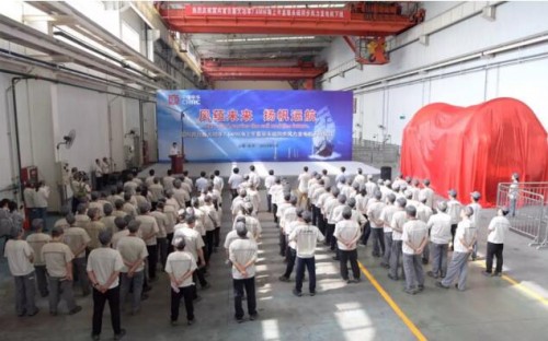 國內(nèi)最大功率海上半直驅(qū)永磁同步風(fēng)力發(fā)電機(jī)成功下線！
