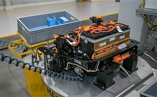 動(dòng)力電池行業(yè)的深度較量才剛剛開(kāi)始