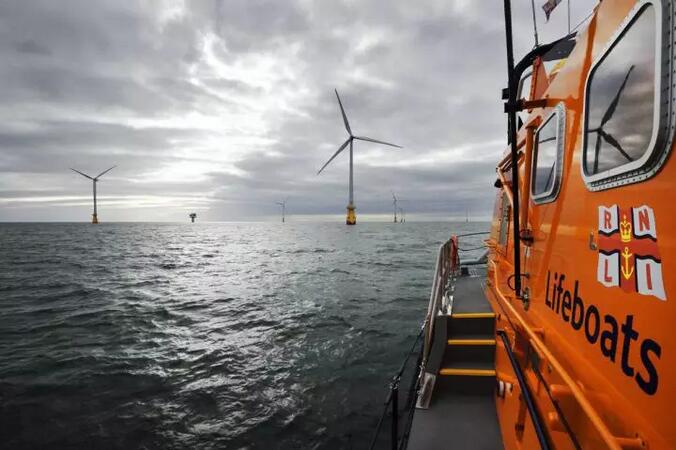 不是投資or建設(shè)海上風(fēng)電 巨頭?rsted與RNLI在這方面延長合作!
