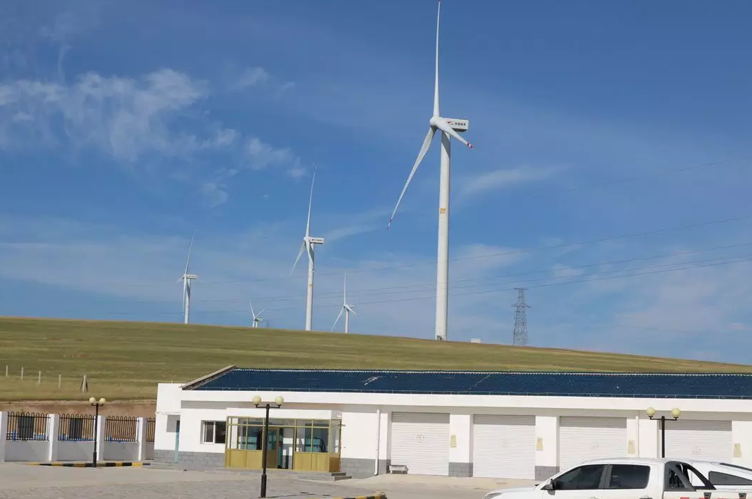 屢創(chuàng)佳績(jī)，這個(gè)風(fēng)電場(chǎng)是如何做到的？