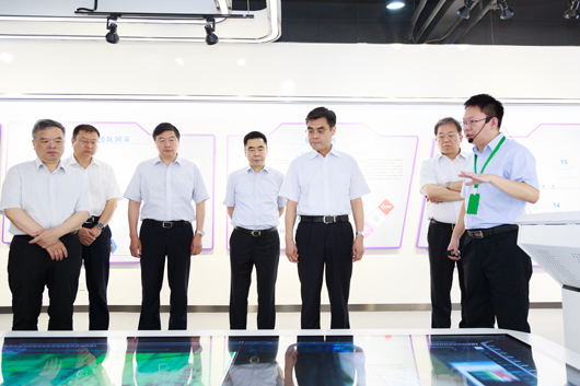 加強(qiáng)科技創(chuàng)新與成果應(yīng)用全力做好安全生產(chǎn)工作