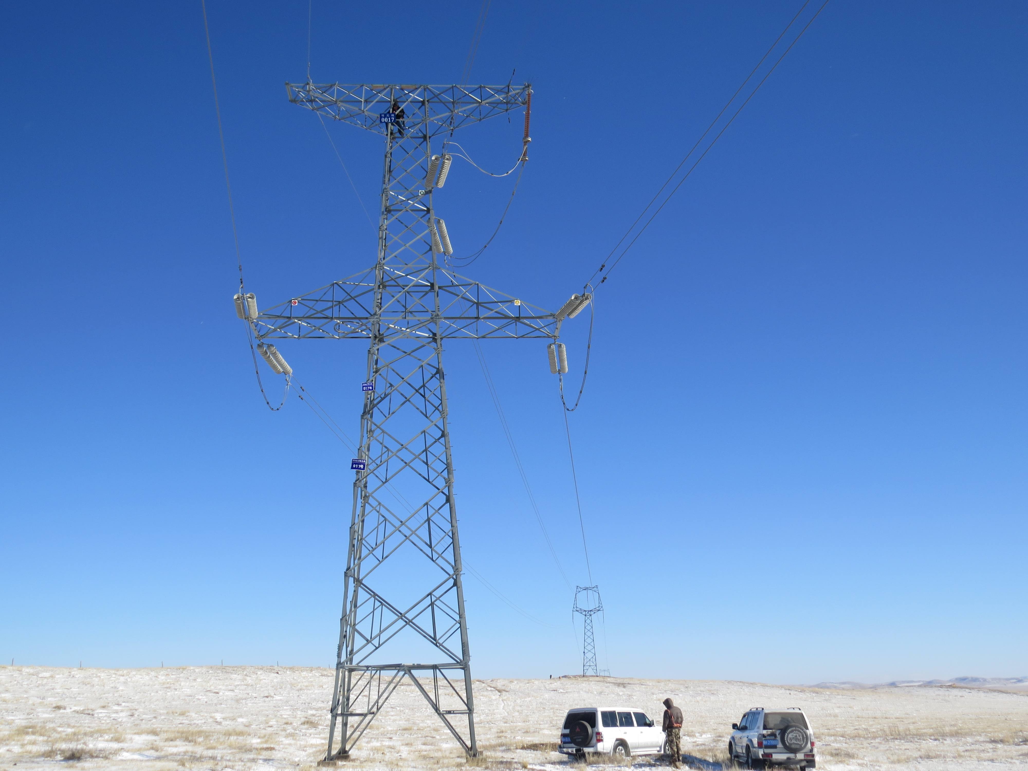 又見東風(fēng)卷潮來——內(nèi)蒙古電力(集團)公司40年改革發(fā)展掠影