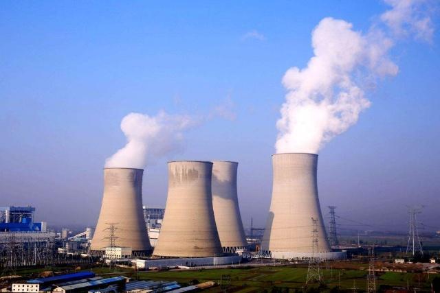 我國的火電廠燃燒一噸的煤礦，能產(chǎn)生多少電量？