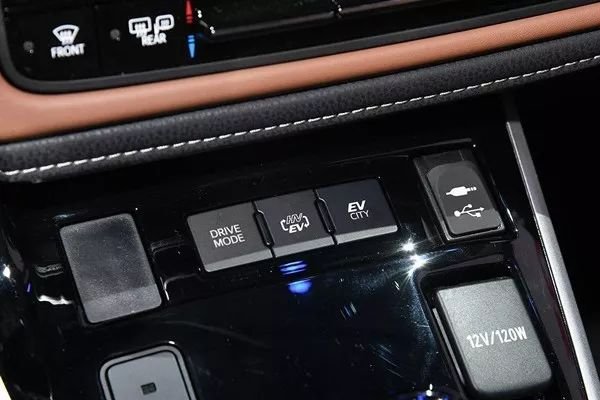 卡羅拉也能免稅送車牌？豐田要斷了國產電動車后路嗎？