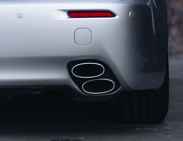 大刀闊斧開辟新能源汽車市場的背后：全球碳排放加??！