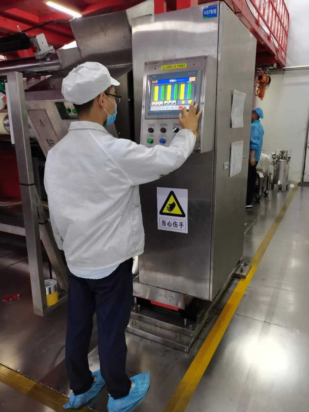 奮斗姿態(tài)書寫人生底色 銀隆儲(chǔ)能“小哥哥”的職場(chǎng)進(jìn)擊姿勢(shì)