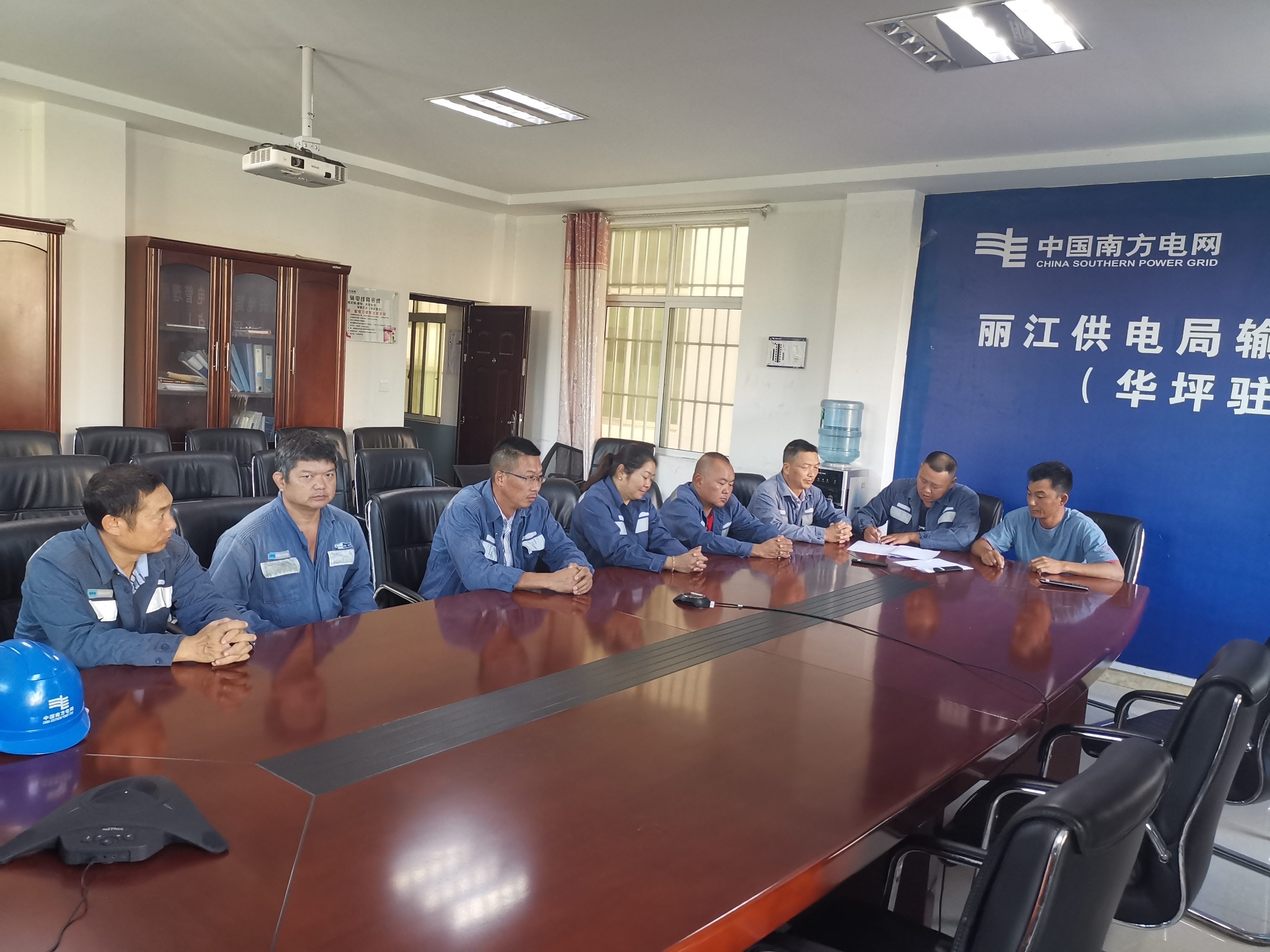 天津 華潤(rùn)電力售電公司_廣東售電公司共多少批_昆明售電公司電話